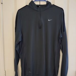 Nike Dri-fit Pullover